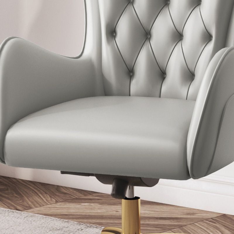 モダンなレザーエットとメッシュのエグゼクティブチェア布張りのミッドバックタスクチェア