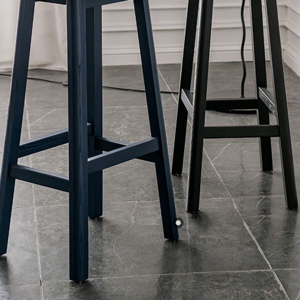 ソリッドウッドバースツールコンテンポラリースタイルのサドルシートアームレススツール