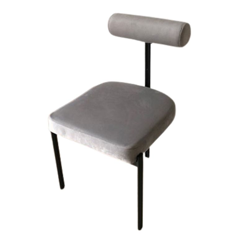 Chaise de salle à manger côté scandinave chaise en métal rembourré pour salle à manger
