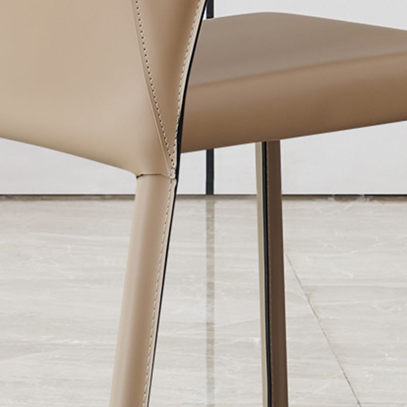 Silla de comedor moderna de comedor con brazos con patas de metal para cocina