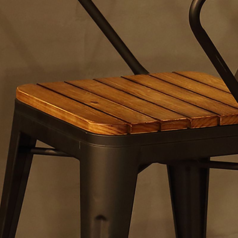 Chaise d'accélération empilable à lat