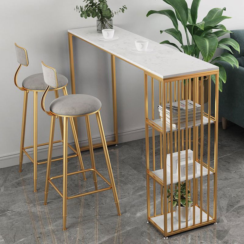 Binnen marmeren cocktailbar tafel eigentijdse opslag pubhoogte eettafel