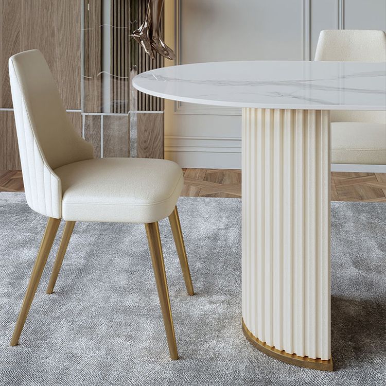 Mesa de comedor de lujo de forma ovalada Tono blanco con piedra sinterizada