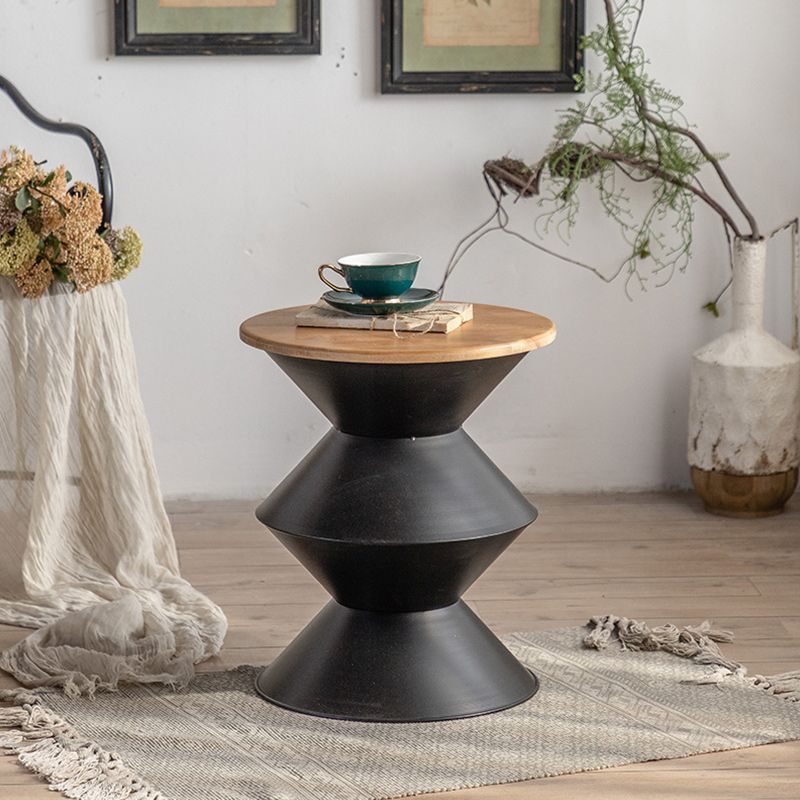Table basse ronde en bois vieilli, table de cocktail sur pied en métal