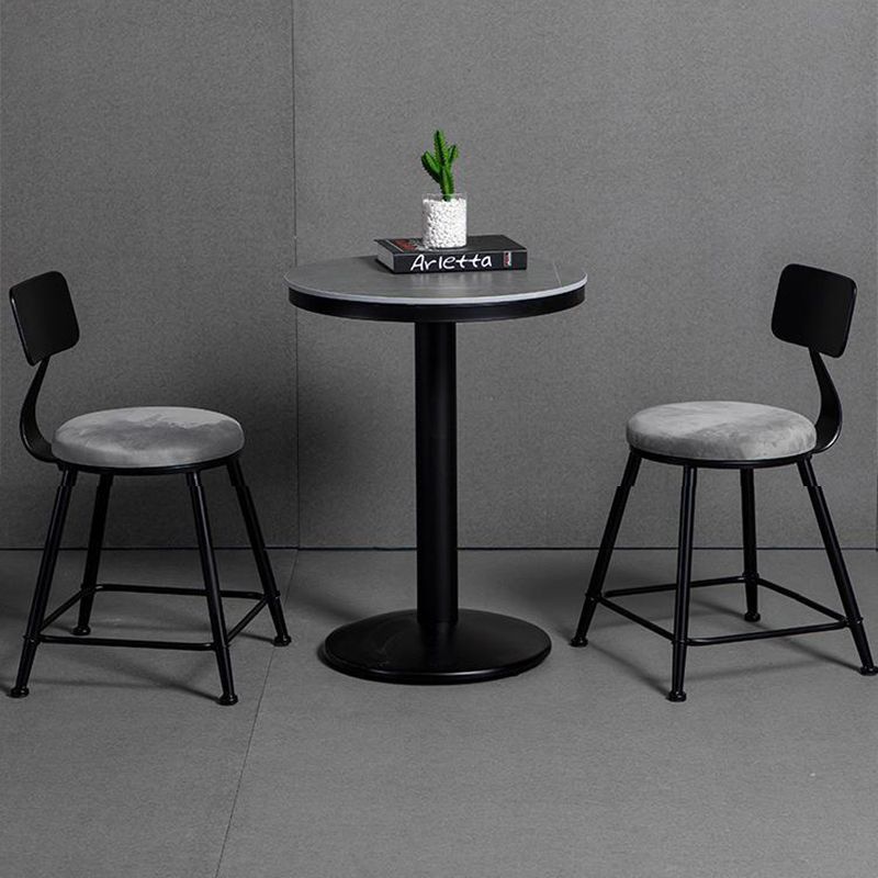Taburete de bar moderno sin brazos con respaldo, taburete de hierro con cojín de terciopelo para Bar