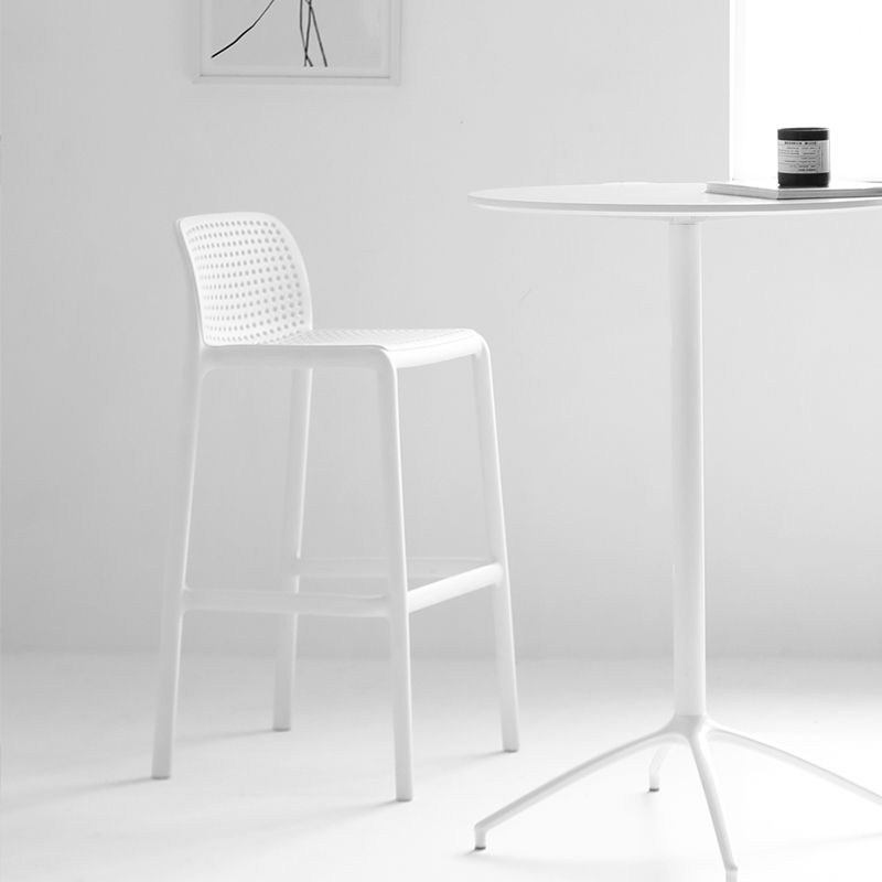 Moderne Style-Hop-Hop-Plastik-Theke-Barhocker mit Plastikbeinen für das Restaurant