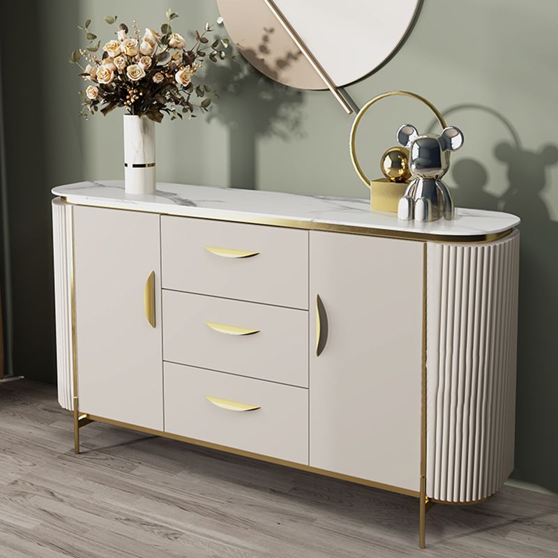 Scheda laterale di pietra per tavolino a buffet moderno con armadi e cassetti