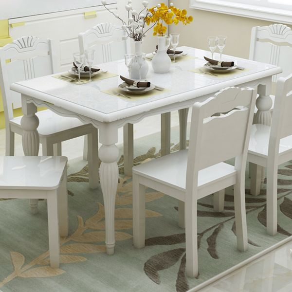 Moderno tavolo da pranzo in vetro rettangolare bianco con gambe in legno massiccio