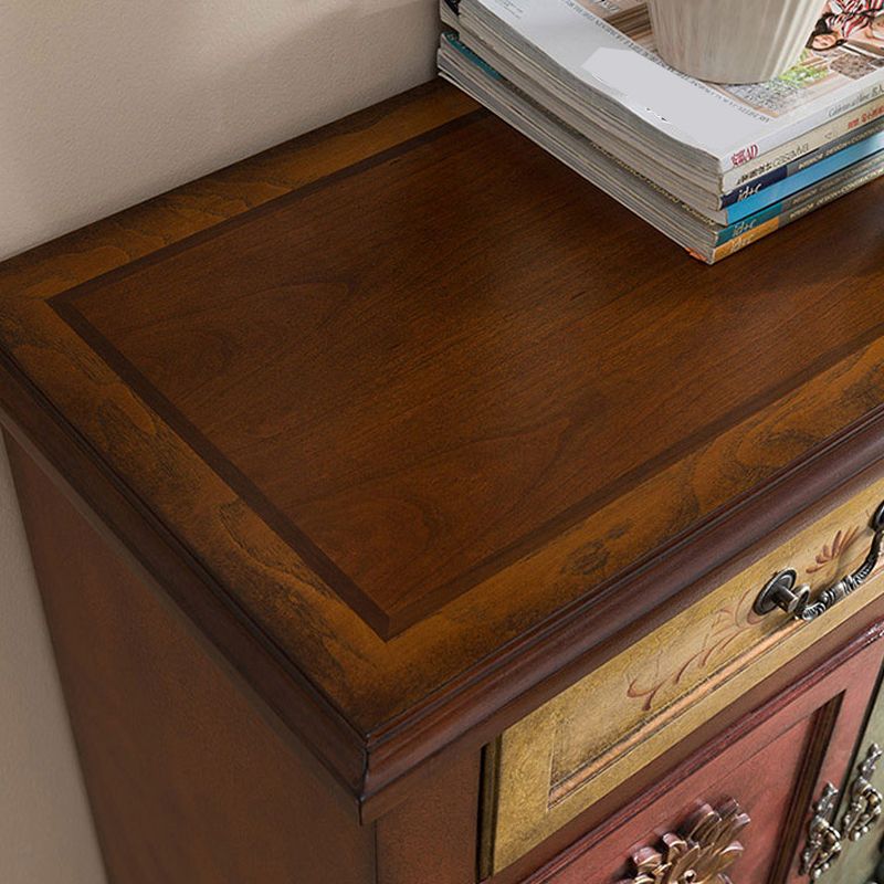 Industrieakzentschrank mit 2 Türen und 2 Schubladen in massivem Holz