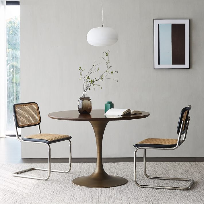 Round Tulip Base Dinette Table Traditional Luxury Dining Room Table for Home Clearhalo ' dining_table' 'Dining Tables & Seating' 'Dining Tables' 'furn' 'furn_dining_table' 'Furniture' 'furniture_dining_table' 'Kitchen & Dining Furniture' 'kitchen&dining_furn' 'kitchen' 'kitchen_dining_table' 1200x1200_e66017fc-52b0-4065-b58e-2b39fa39aa79