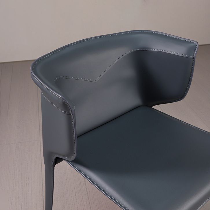 Faux lederen eigentijdse zijstoel matte afwerking thuis eetkamerstoel