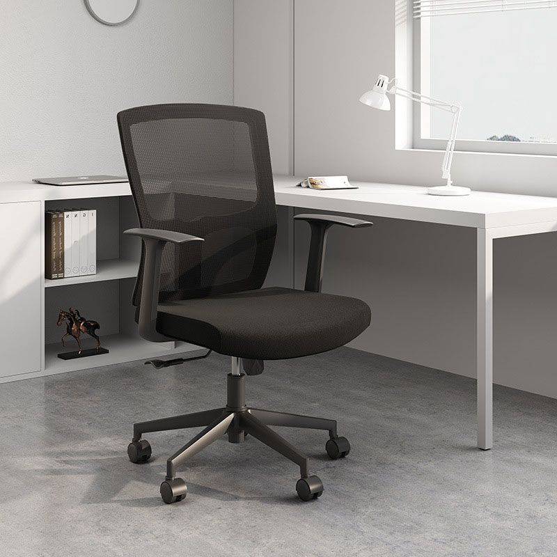 Drehbarer Bürostuhl aus schwarzem Netzgewebe, höhenverstellbarer Schreibtischstuhl mit Rollen