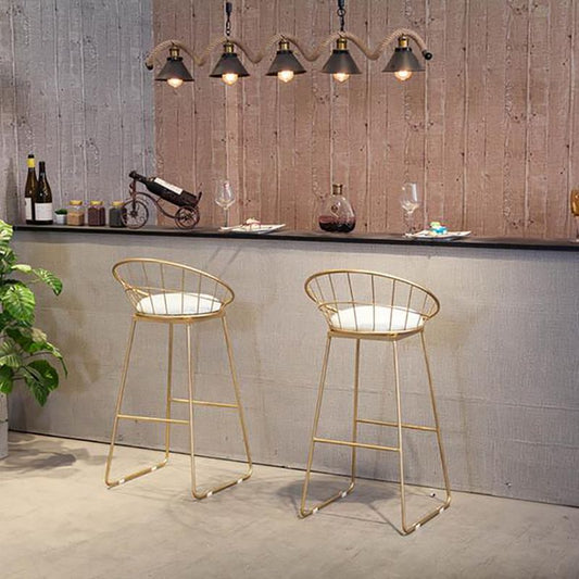 Industrial Gold Bar Table 21.6"W Round Top White Wood Bistro Table for Breakroom Clearhalo 'Bar Furniture' 'Bar Tables' 'bar_tables' 'furn' 'furn_bar_tables' 'Furniture' 'furniture_bar_tables' 'Kitchen & Dining Furniture' 'kitchen&dining_furn' 'kitchen' 1200x1200_e69c0706-4251-4291-ab0d-e0f2c7fd7263