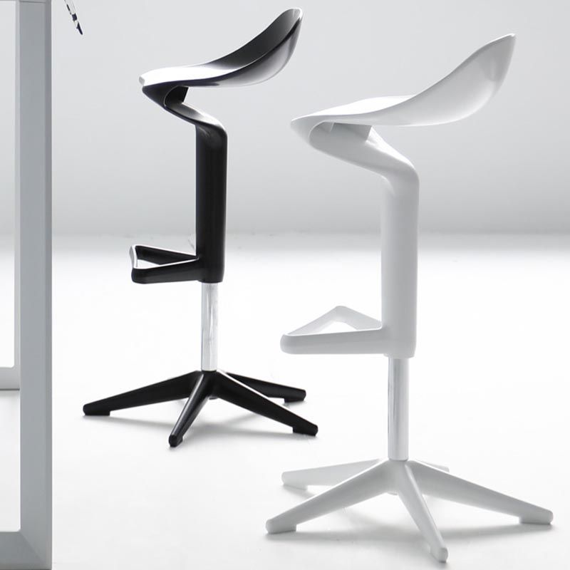 Sgabello da barretta di altezza regolabile scandinava