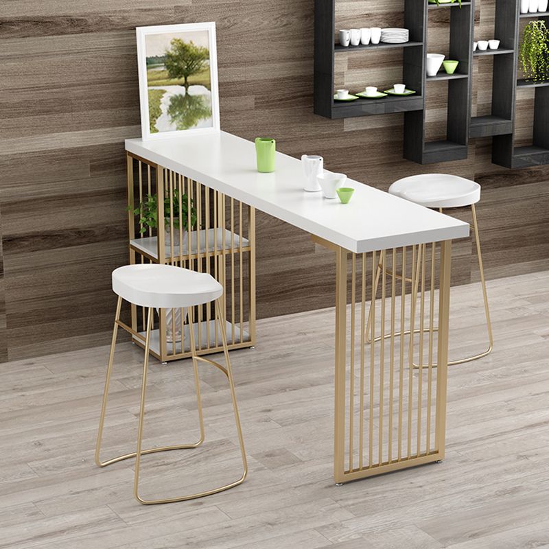 Table de bar à bois massif massif table glam glam gold frame en métal