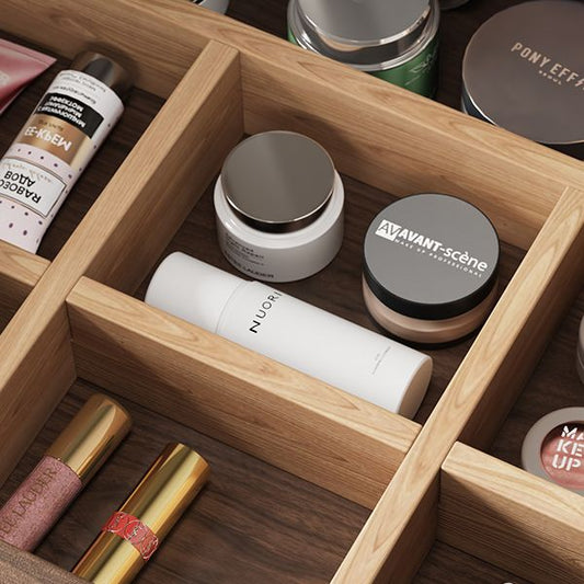 Traditional Bedroom Makeup Vanity Desk Solid Wood Vanity Dressing Table Clearhalo 'Bedroom Furniture' 'furn' 'furn_makeup_vanities' 'Furniture' 'Makeup Vanities' 'makeup_vanities' 1200x1200_e6ee7592-e2ca-44be-9522-b4f182adcf9c