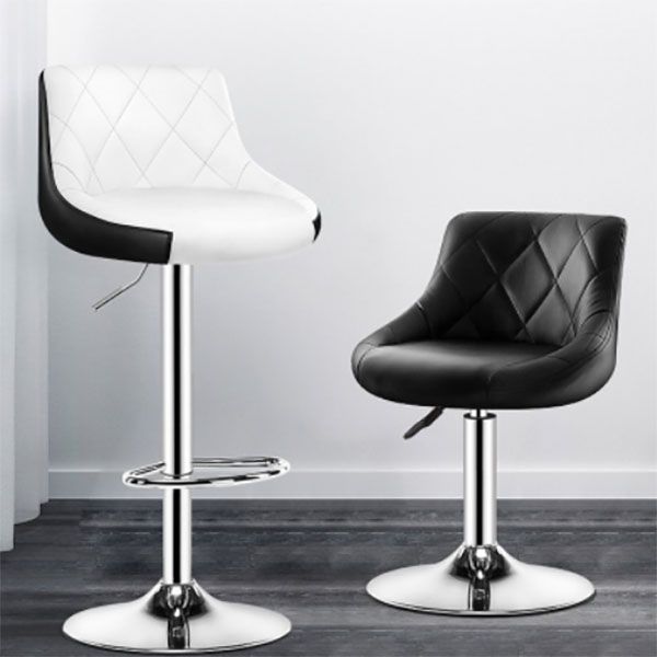 Sgabello da cuscino in pelle bassa in metallo in metallo scandinavo con base di ferro per bar