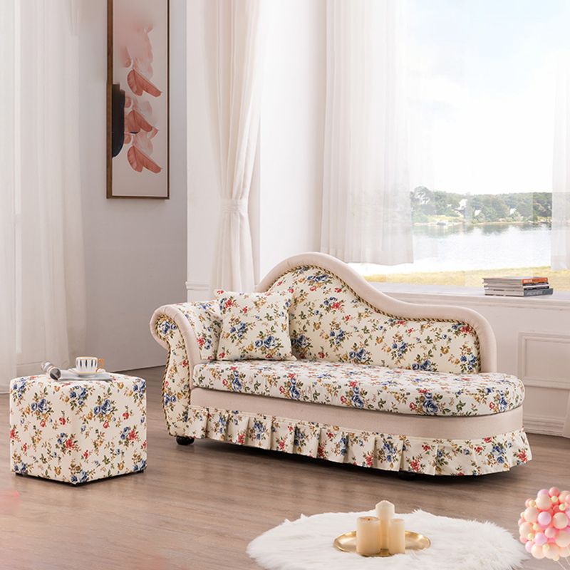 Traditionele fauteuil met één arm en gerolde armleuningen