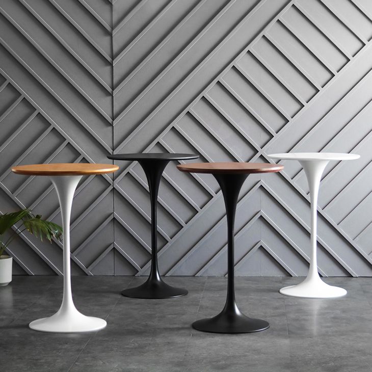 Industrial Metal Bar Table Round Top 41.3"H Pedestal Bistro Table for Cafe and Breakroom Clearhalo 'Bar Furniture' 'Bar Tables' 'bar_tables' 'Furniture' 'furniture_bar_tables' 'Kitchen & Dining Furniture' 'kitchen&dining_furn' 'kitchen' 1200x1200_e76efe3d-d256-4444-954a-f213ef7e8c31