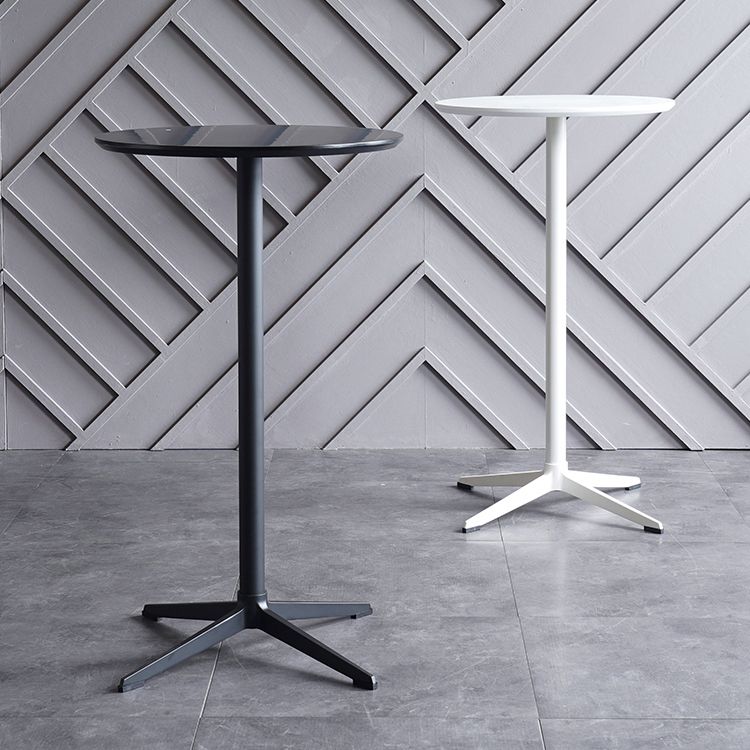 Industrial Aluminium Bar Dining Table Round Indoor Bistro Table with Engineered Wood Top Clearhalo 'Bar Furniture' 'Bar Tables' 'bar_tables' 'Furniture' 'furniture_bar_tables' 'Kitchen & Dining Furniture' 1200x1200_e841d221-01c9-499c-9853-35888fdcb553