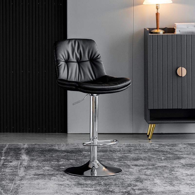 Scandinavian Metal Barstool Faux Leather Counter Stool With Chrome Base in Matte Finish Clearhalo 'Bar Furniture' 'Bar Stools' 'bar_stools' 'furn' 'furn_bar_stools' 'Furniture' 'Kitchen & Dining Furniture' 1200x1200_e85b42df-19a5-4bc2-9aaf-0c10196ee9dd