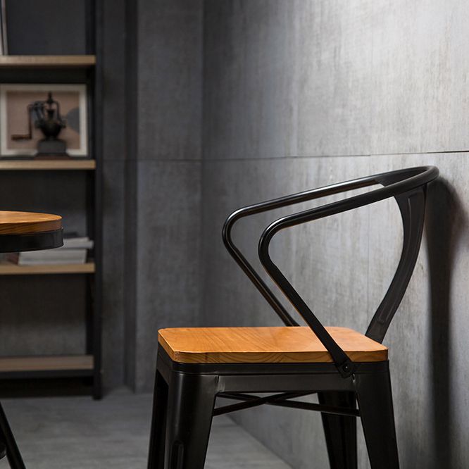 Industrial Metall Essstuhl Offene Rückenfuttermöbel im matten Finish für Innenräume