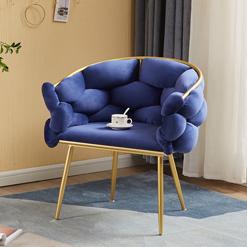 Scandinavische luxe gestoffeerde armloze eetkamerstoelen stoere rugstoel