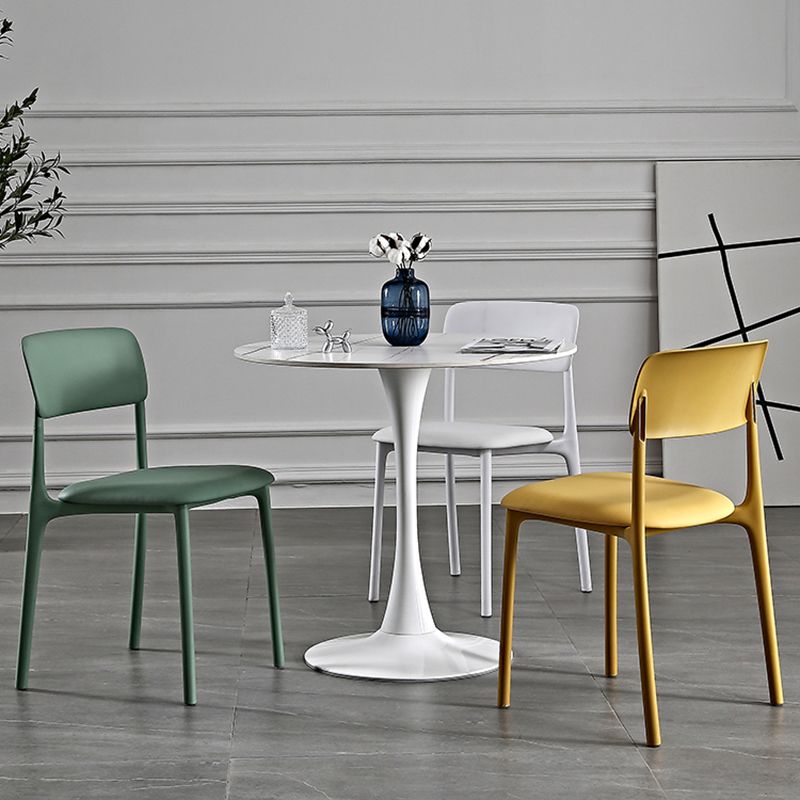 Plastic Scandinavian Restaurant Side Chair Matte Finish Open Dining Chair Clearhalo ' kitchen&dining_furn' 'Dining Chairs' 'Dining Tables & Seating' 'dining_chair' 'furn' 'furn_dining_chair' 'Furniture' 'furniture_dining_chair' 'Kitchen & Dining Furniture' 'kitchen' 1200x1200_e88e5fb9-d3fc-4bf9-93c9-2f87975dba10