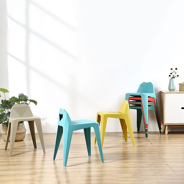 Contemporary Solid Back Dining Side Chair Kitchen Plastic Dining Side Chair Clearhalo ' kitchen&dining_furn' 'Dining Chairs' 'Dining Tables & Seating' 'dining_chair' 'furn' 'furn_dining_chair' 'Furniture' 'furniture_dining_chair' 'Kitchen & Dining Furniture' 'kitchen' 1200x1200_e893d713-5d53-4a76-b629-a932a6dbebde