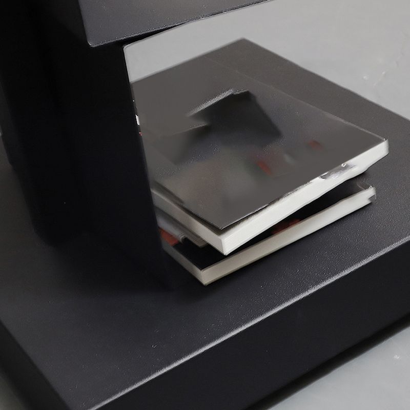 Libreria moderna in metallo, libreria geometrica chiusa per qualsiasi stanza