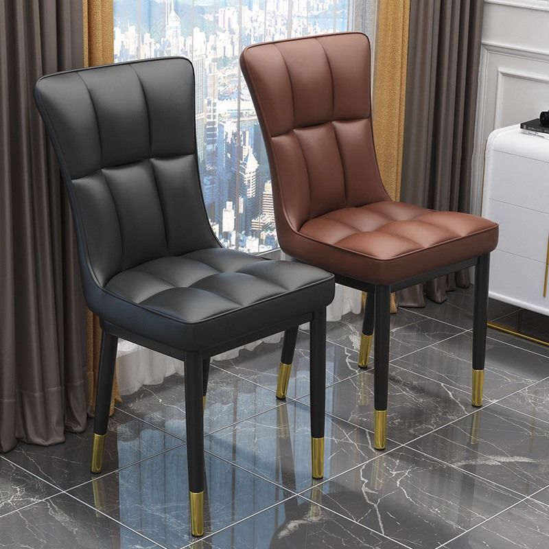 Silla de comedor de cuero Glam Parsons con patas de acero en acabado mate para el hogar