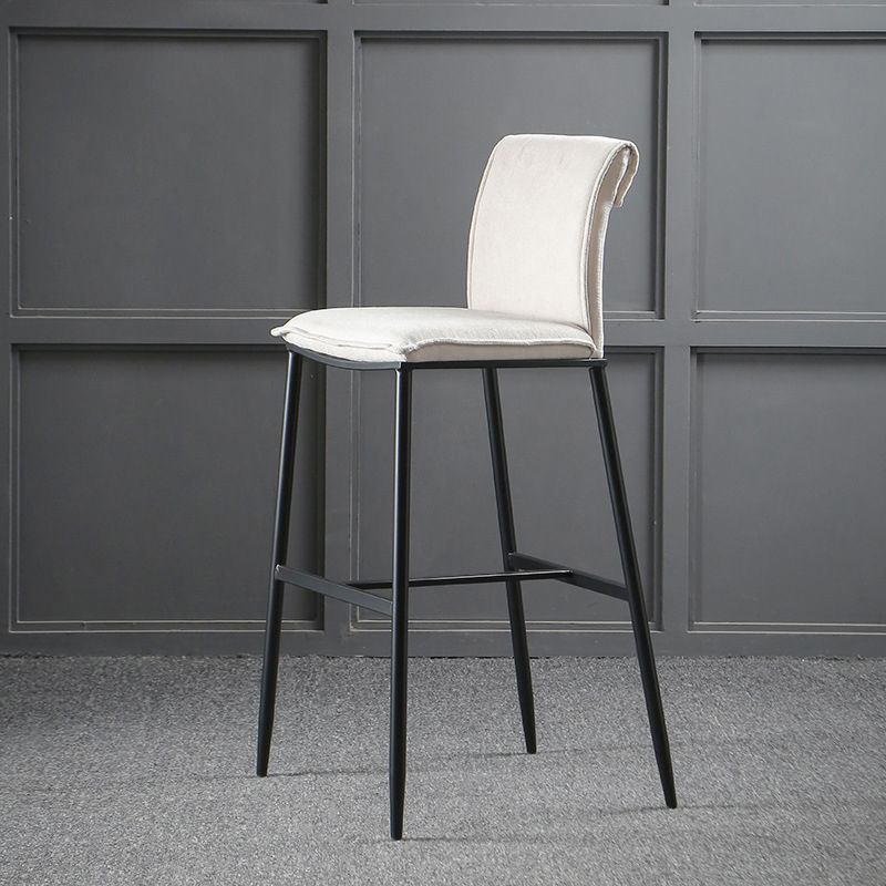 Contemporary Upholstered Counter Stool Low Back Bar Stool with Footrest Clearhalo 'Bar Furniture' 'Bar Stools' 'bar_stools' 'furn' 'furn_bar_stools' 'Furniture' 'Kitchen & Dining Furniture' 1200x1200_e8f59cc3-fb8a-4fd8-aceb-198104b4d5de