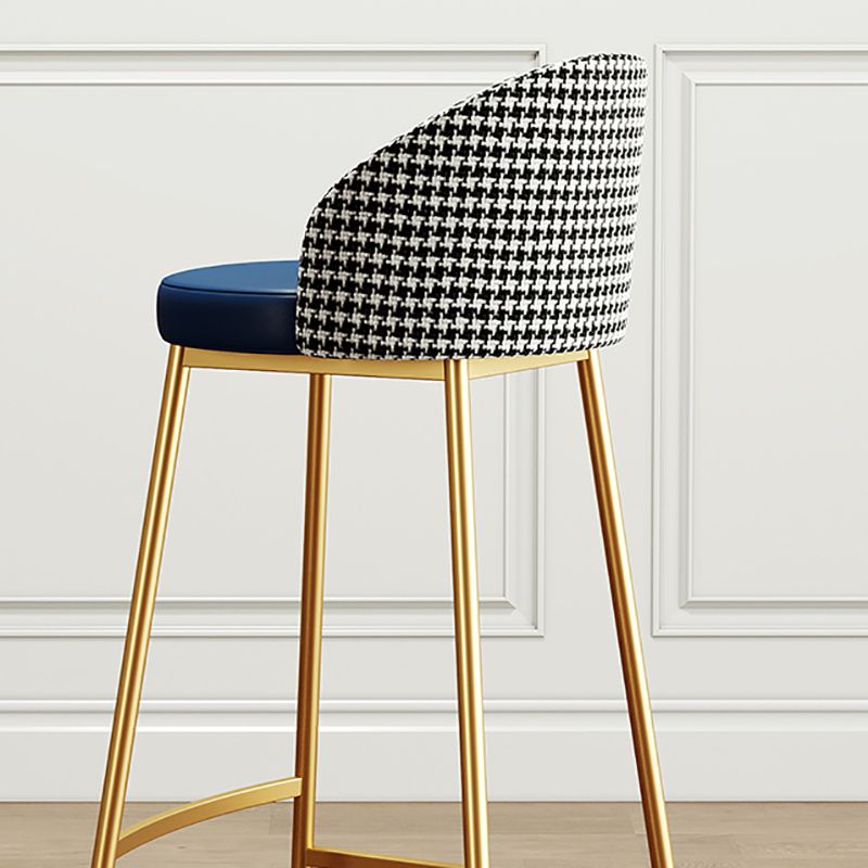 Glam Bucket Leather Counter-height Stool Footrest Indoor Bar and Counter Stool Clearhalo 'Bar Furniture' 'Bar Stools' 'bar_stools' 'furn' 'furn_bar_stools' 'Furniture' 'Kitchen & Dining Furniture' 1200x1200_e90be736-bd46-4bb7-98b9-ef3808d5f01d