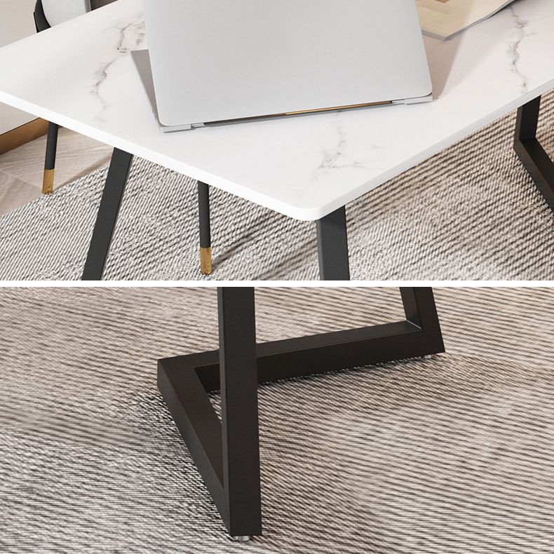 Rechteckiger Home Office Report