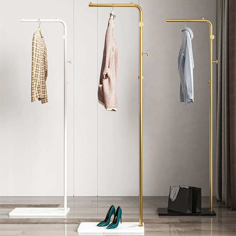 Rastrello per mantello contemporaneo a 3 ganci metallici per soggiorno per soggiorno