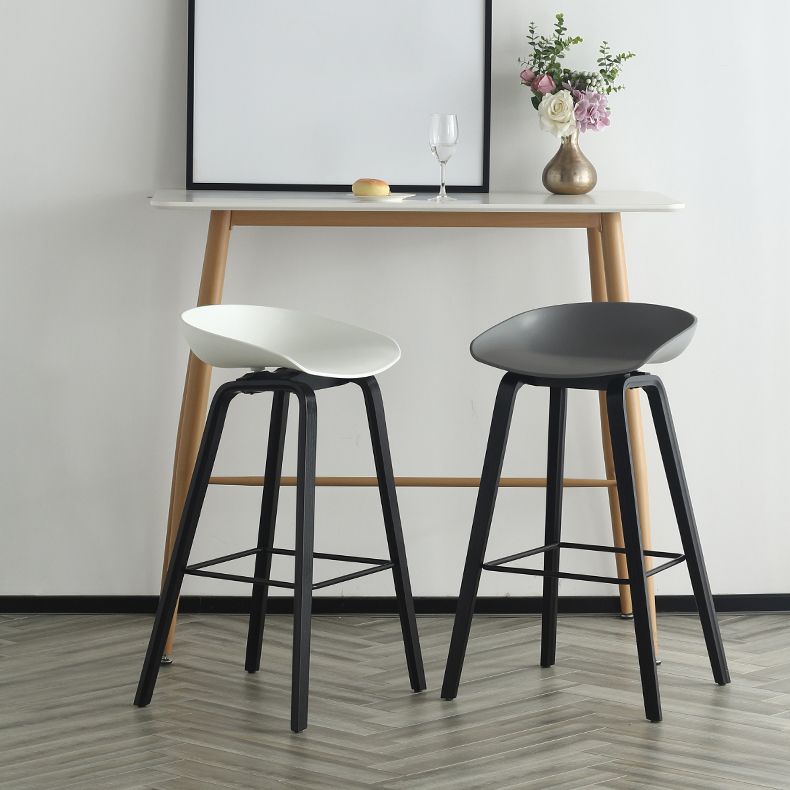 Contemporary Simple Counter Stools 30-inch Indoor Wood Legs Bar Stool with Plastic Seat Clearhalo 'Bar Furniture' 'Bar Stools' 'bar_stools' 'furn' 'furn_bar_stools' 'furniture_bar_stools' 'Kitchen & Dining Furniture' 'kitchen&dining_furn' 'kitchen' 'kitchen_furn' Furniture' 1200x1200_e931c0f3-a232-4396-bd3b-726b4a45e616