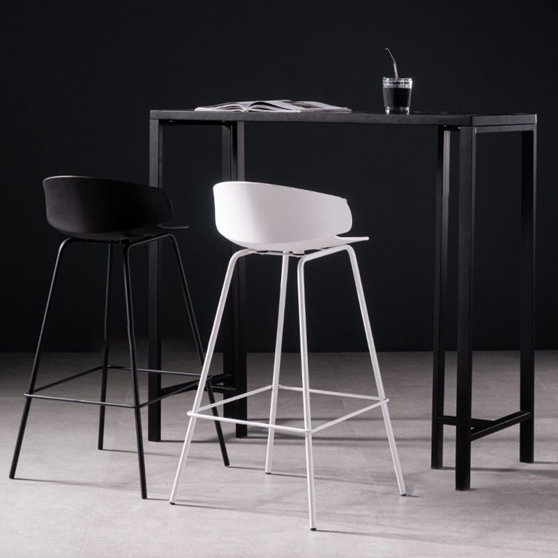Contemporary Style Bar Stool Plastic Counter Bar Stool with Metal Legs Clearhalo 'Bar Furniture' 'Bar Stools' 'bar_stools' 'furn' 'furn_bar_stools' 'Furniture' 'furniture_bar_stools' 'Kitchen & Dining Furniture' 1200x1200_e938f44a-a8d6-4b39-a110-6e24d6d72a4d