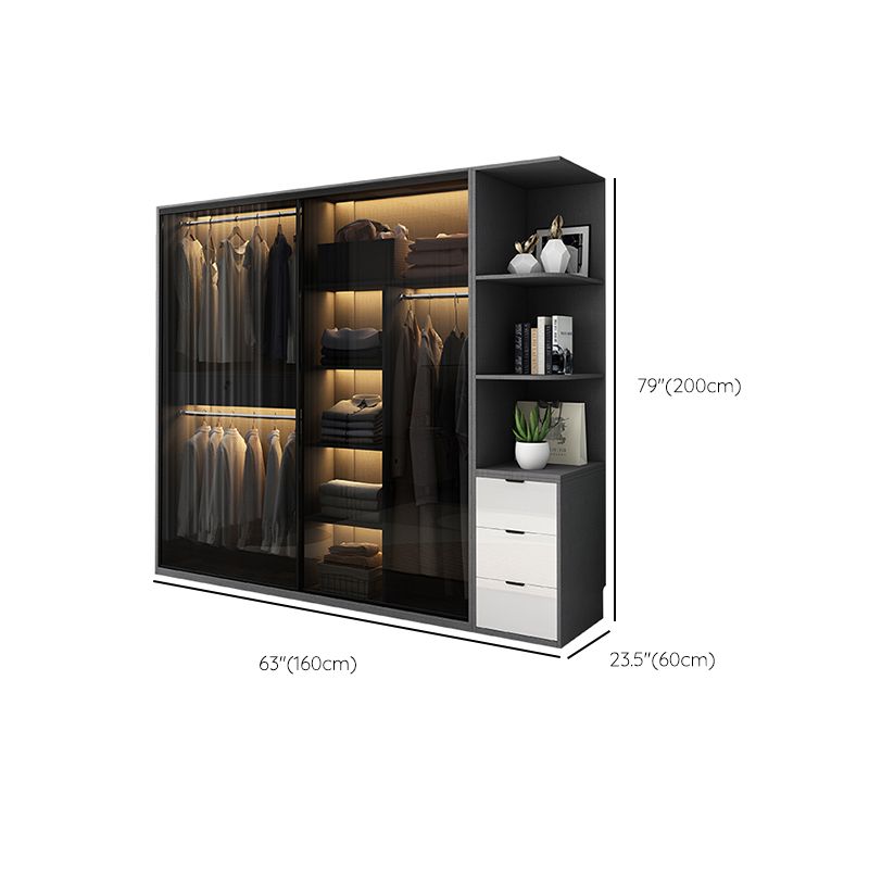 Glas- und Holzgarderobe Rettungskabinett