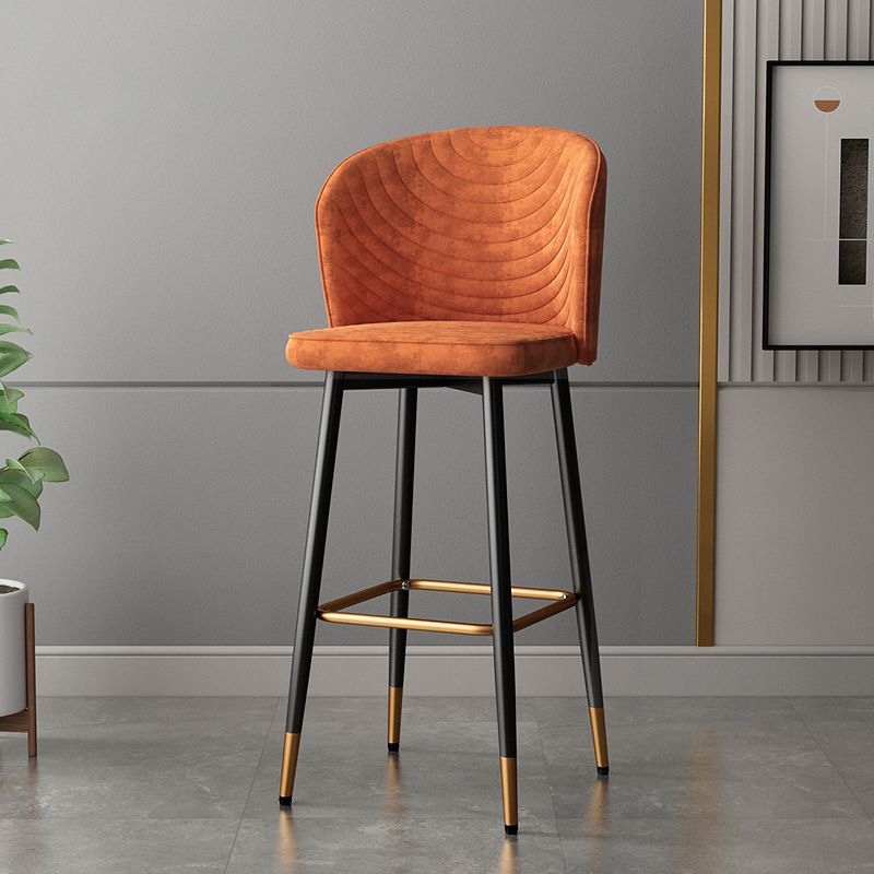 Tabouret de bar en cuir en cuir PU de style moderne avec des jambes en métal