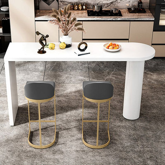 現代の白い二重台車のバーテーブルウッドとアイアンバーのダイニングテーブル