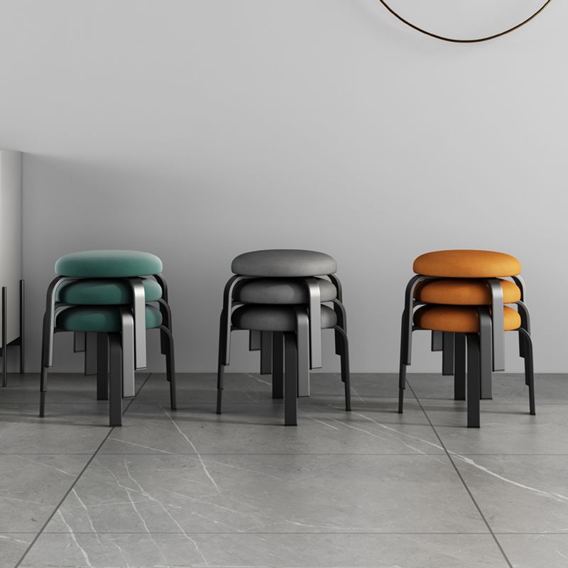 Pisos Remo de lágrimas otomanas Solid Glam Cotton Blend Otomana redonda