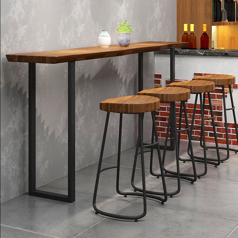 Rectangular Bar Height Table Black Legs and Metal Base Patio Bar Table Clearhalo 'Bar Furniture' 'Bar Tables' 'bar_tables' 'furn' 'furn_bar_tables' 'Furniture' 'Kitchen & Dining Furniture' 1200x1200_e9c4fb2f-339c-4cb4-b401-ae9f9c94c897
