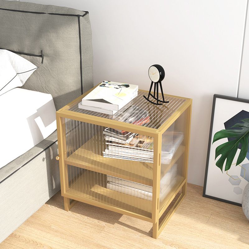 Mesa de nocturna de vidrio nocturno de metal contemporáneo con 1 puerta, 21.7 "de alto