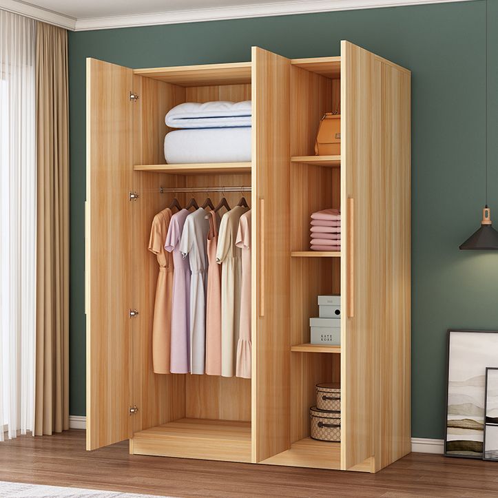 Guardaroba a cornice in legno indipendente moderno incernierato.