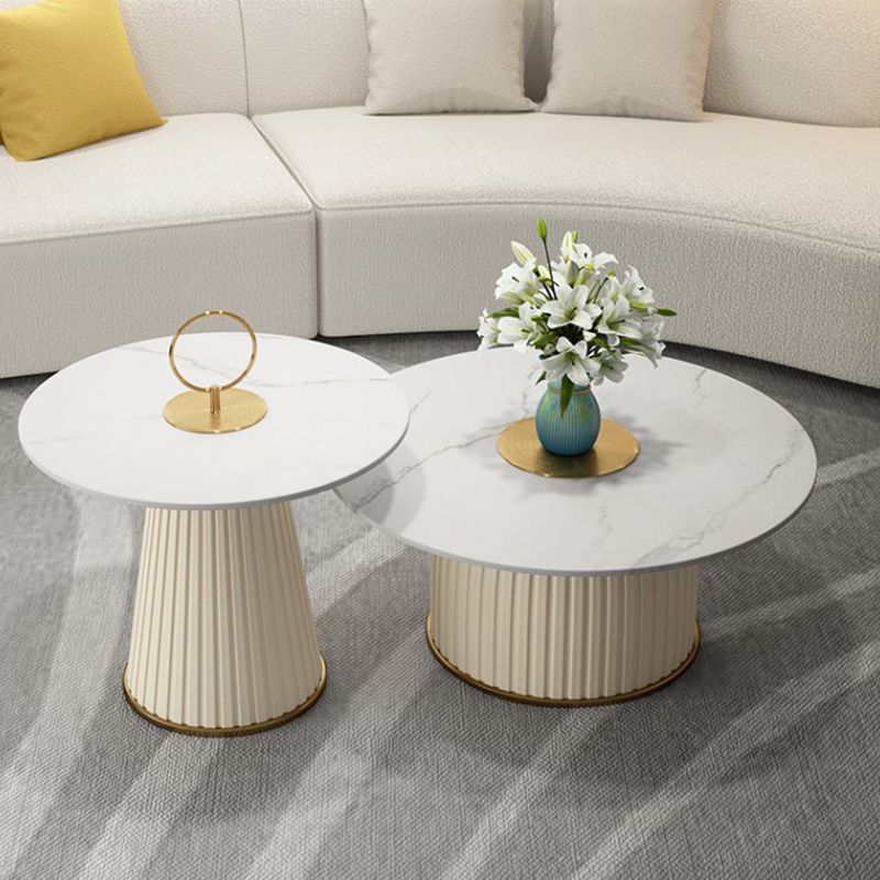 Pedestal End Table Modern Round Side End Table for Living Room Clearhalo 'Coffee & Accent Tables' 'End & Side Tables' 'end_side_tables' 'furn' 'furn_end_side_tables' 'Furniture' 'Living Room Furniture' 1200x1200_ea86f1ab-92eb-4cde-b4ba-89122c547ff0
