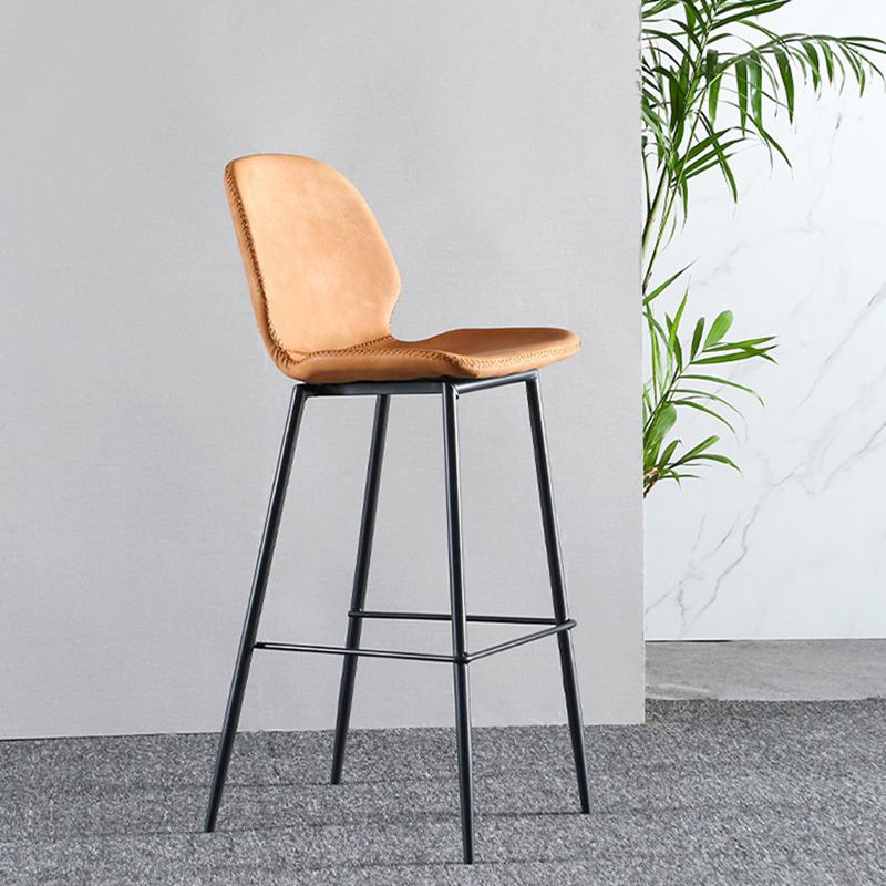 Modern Faux Leather Counter Stool Low Back Indoor Stool with Black Frame Clearhalo 'Bar Furniture' 'Bar Stools' 'bar_stools' 'furn' 'furn_bar_stools' 'Furniture' 'Kitchen & Dining Furniture' 1200x1200_eabaea0e-2fe7-4f3f-9854-4cbc488784ee
