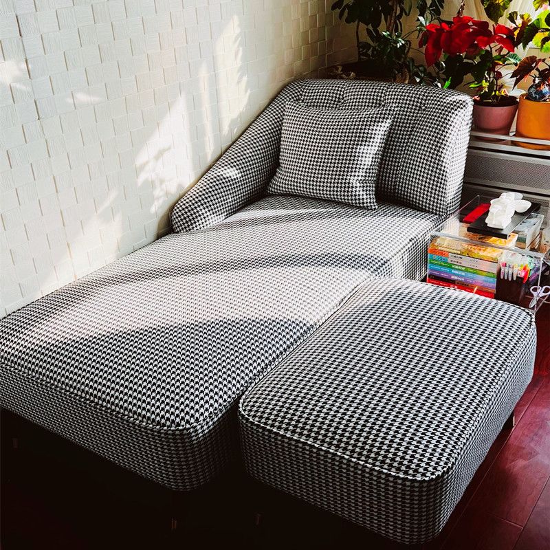 Contemporary One Armed Chaise Recessed Arms Accent Chair for Living Room Clearhalo 'Chairs & Seating' 'Chaise Lounge' 'chaise_lounge' 'furn' 'furn_chaise_lounge' 'Furniture' 'Living Room Furniture' 1200x1200_eae2ac14-1a18-43c3-9eaa-5971e5c69f45