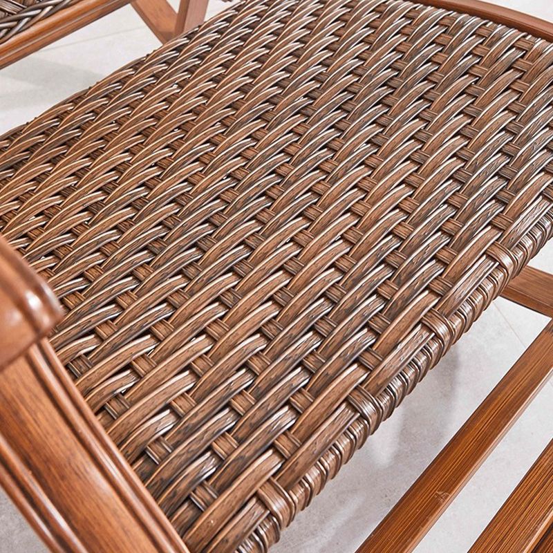 Silla reclinable de marco de mimbre rockero moderno con silla reclinable de marco gris