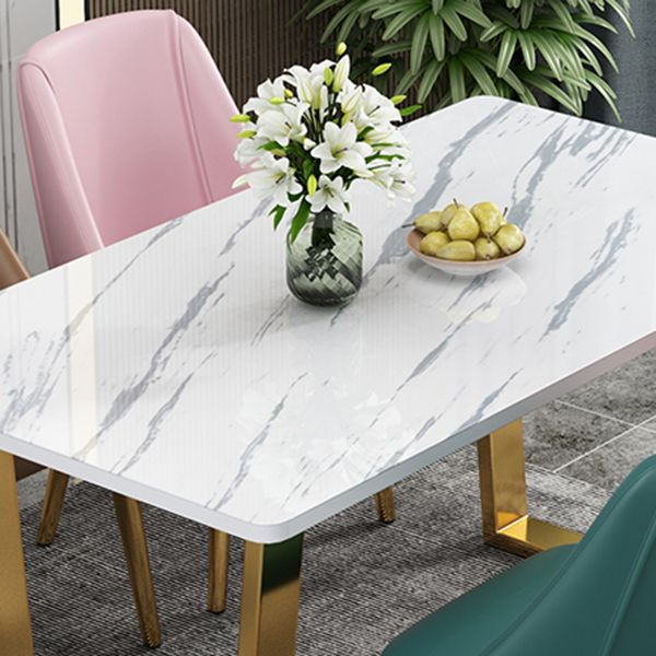 Table rectangulaire de luxe traditionnelle en métal, table en pierre frittée blanche avec base luge