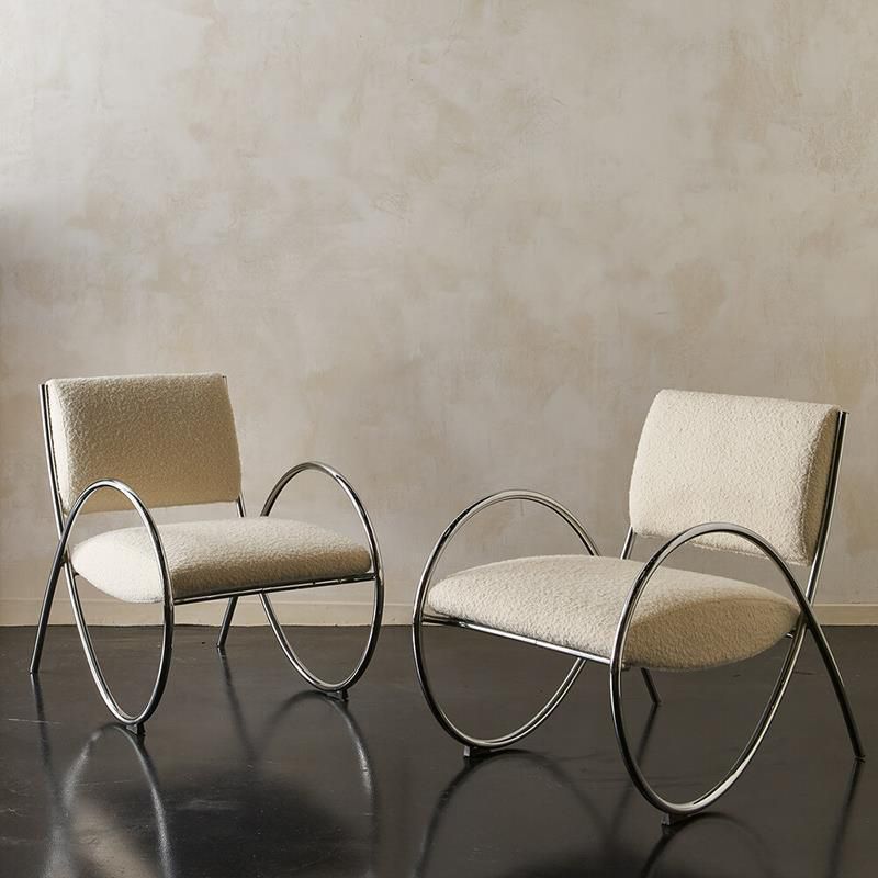 Platta per accento rotondo contemporaneo Platta sedia a braccio posteriore fisso bianco per soggiorno